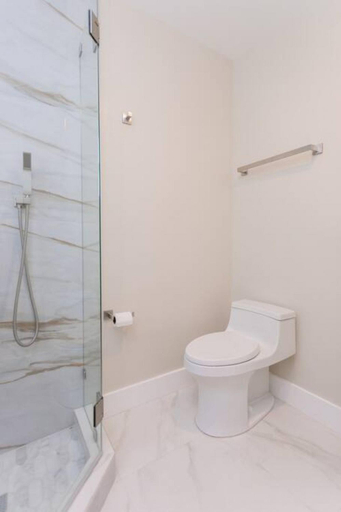 Bathroom 5, Luxury 5BR Villa Heated Pool near Beach & Casino, Broward