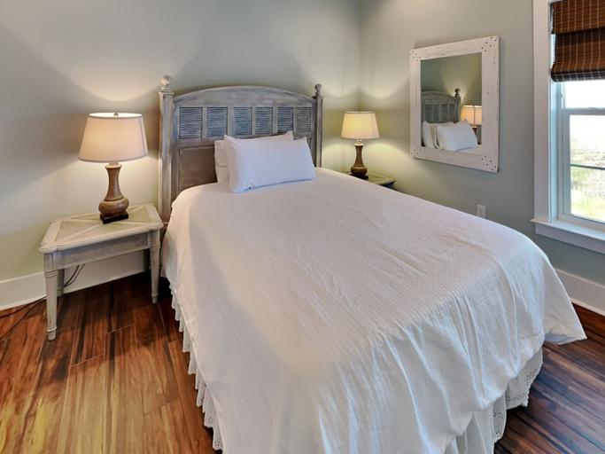 Bedroom 2, Salty Dunes by Southern Vacation Rentals, Walton
