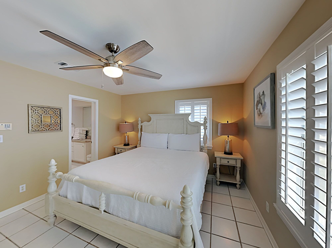Bedroom 3, I'd Rather Be Gulfing by Southern Vacation Rentals, Escambia