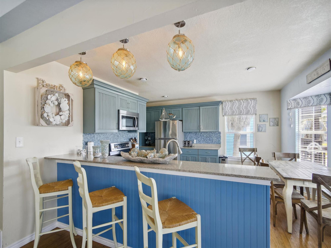 Others 5, Sea Delight, Galveston