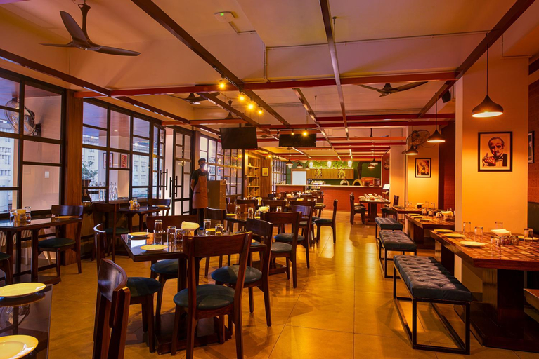 Food & Drinks 5, Hometown Galleria Manipal, Udupi