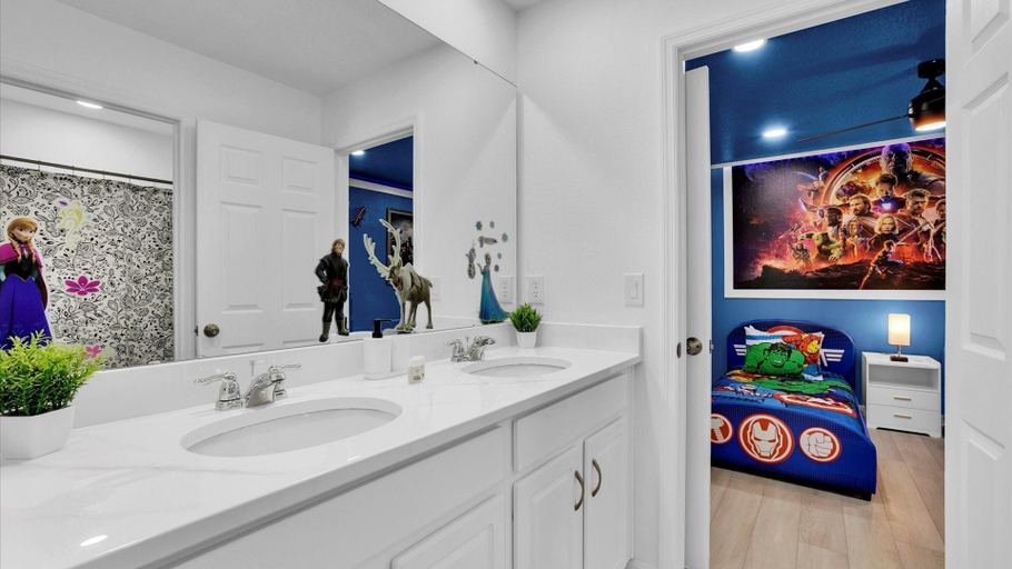 Bathroom 4, 8949 Amelia Downs Trail, Osceola