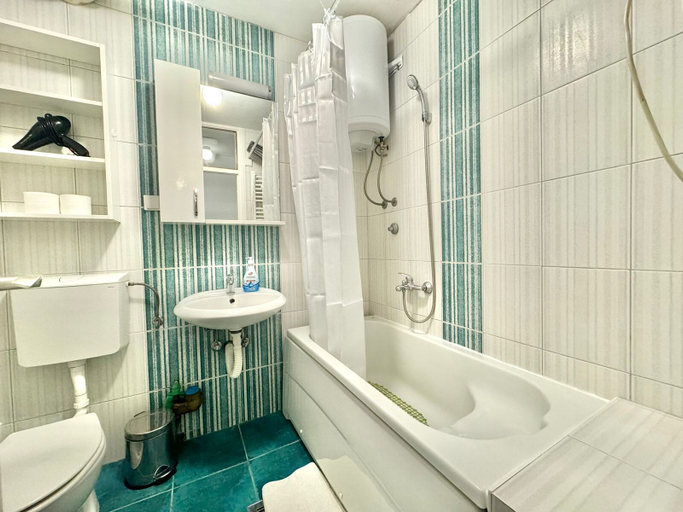 Bathroom 3, Family Apartment Andjelija