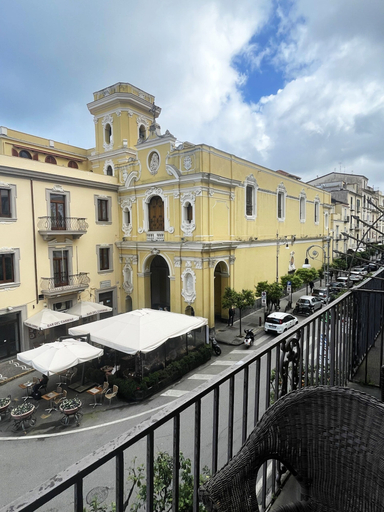 Exterior & Views 2, Ambasciata Sorrento Relais, Napoli