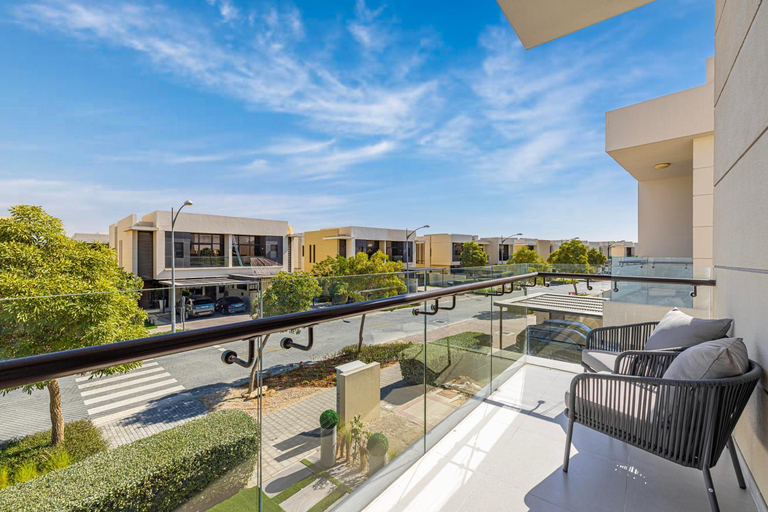 Others 5, Daniels Golf Course 5BR Villa with Private Pool, Dubai