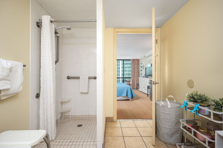 Others 4, Oceanside Inn 701, Volusia