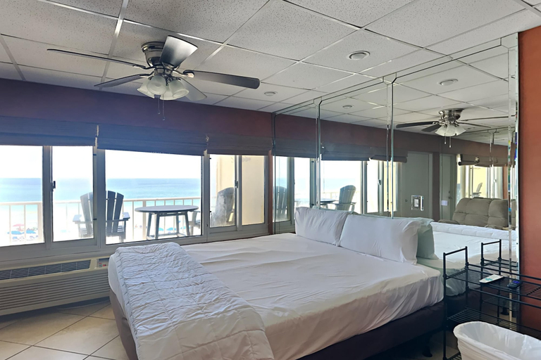 Bedroom 3, Continental Condominiums by Resort Collection, Bay