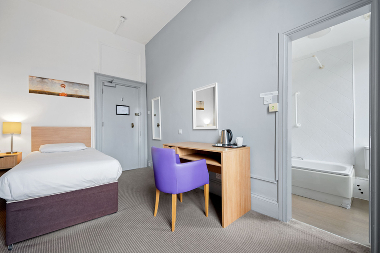 Bedroom 3, Royal Whitby, North Yorkshire