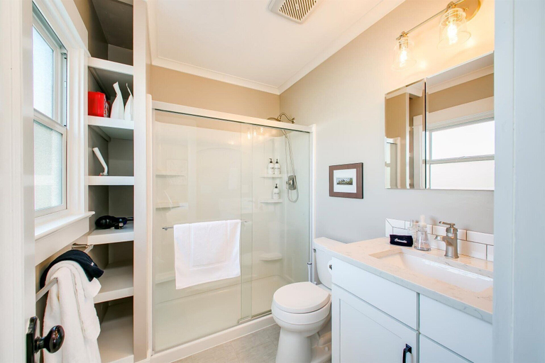 Bathroom, My Happy Place, Ada