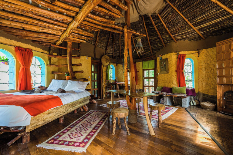 Bedroom 3, Viewtopia - The Secret Land, Poieni
