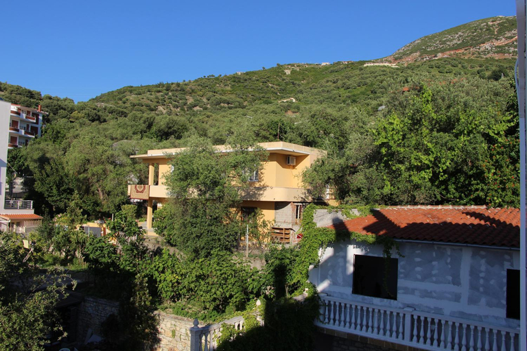Others 5, Hotel Aurora, Vlorës