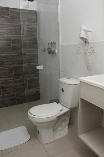 Bathroom 4, Almaviva Casa Hotel, Medellín