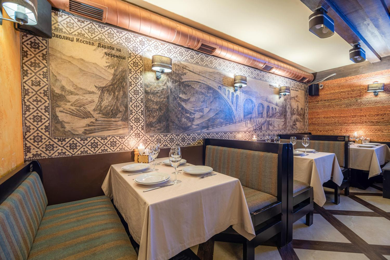 Food & Drinks 2, Karpatski Hotel & Spa, Nadvirnians'kyi