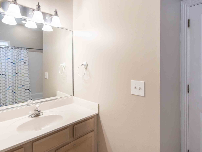 Bathroom 3, Day Dream by Southern Vacation Rentals, Okaloosa