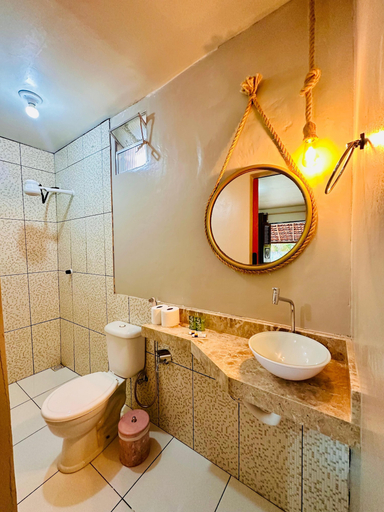 Bathroom 14