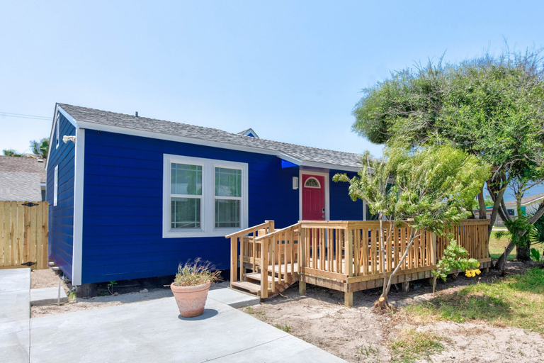 Exterior & Views 2, Surf Station, Nueces
