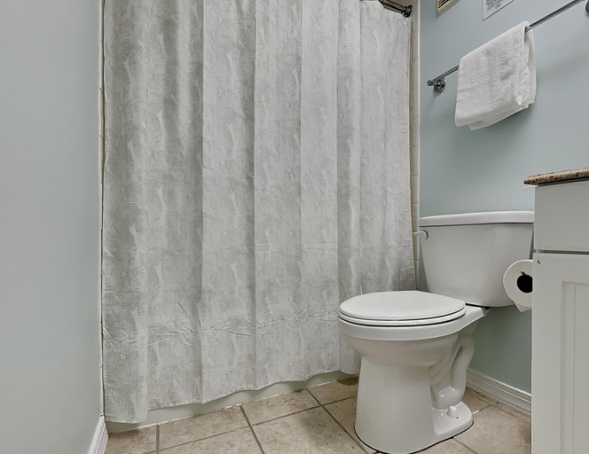 Bathroom 5, Ocean Sands 505, Pinellas