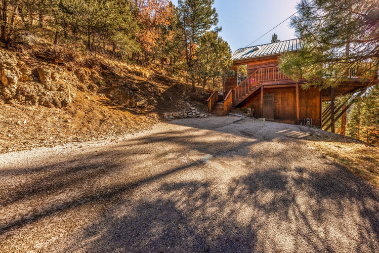 Exterior & Views 2, Cabin on the Creek, Lincoln