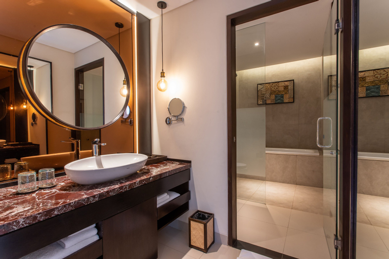 Bathroom 30