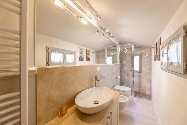 Residenza di Lucia, Splendido attico di pregio con terrazza in centro citta, Arezzo