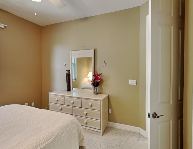 Bedroom 2, Coral Reef Cabana, Lee