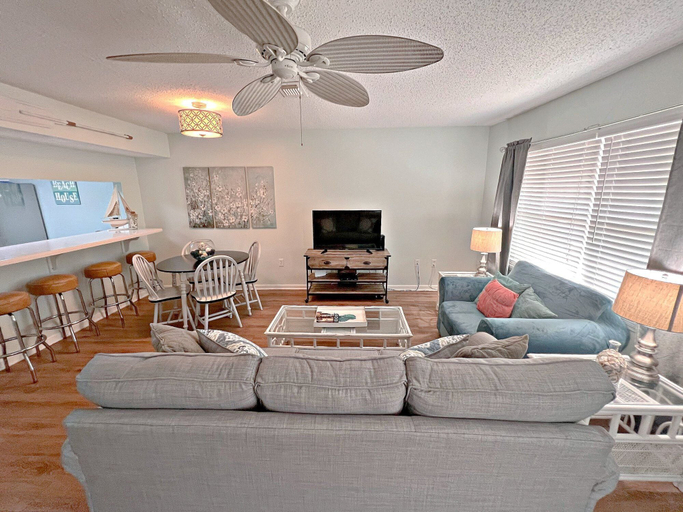 Others 5, Gulf View, Baldwin