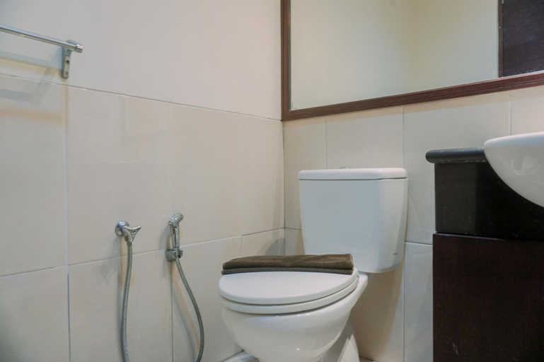 Bathroom 7