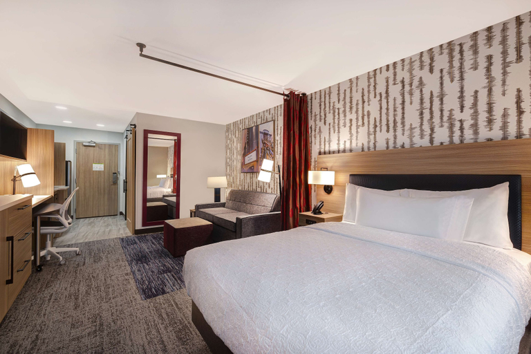 Bedroom 3, Home2 Suites by Hilton Anderson Downtown, Anderson