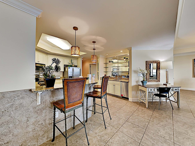 Food & Drinks 5, The Oasis at Orange Beach by Southern Vacation Rentals, Baldwin