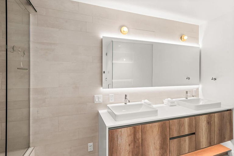 Bathroom 3, Fifth Avenue Condominiums by Frias, Pitkin