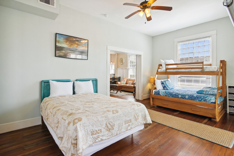 Bedroom 3, The Big Kahuna Bottom, Galveston