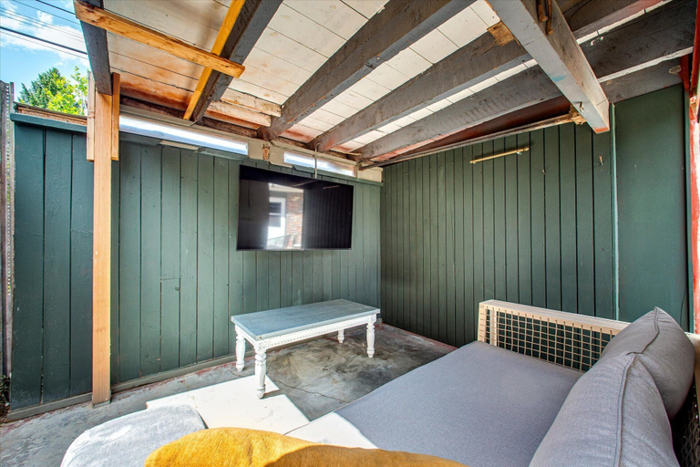 Bedroom 3, Eagle Rock Base Camp, Ada