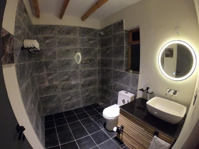 Bathroom, The Eden Resort Nubra, Leh