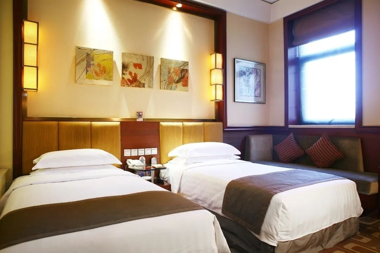Bedroom 2, Beijing Minzu Hotel, Beijing