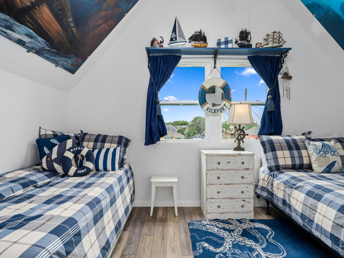 Bedroom, Mermaid Bay - Downtown, Aransas