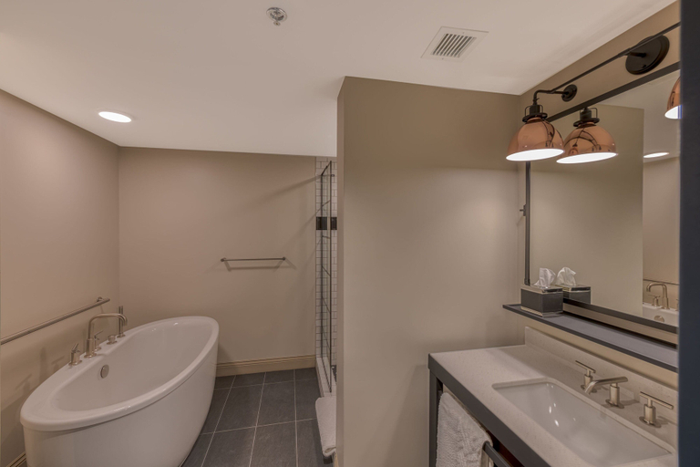 Bathroom 4, The Sessions Hotel, Bristol, a Tribute Portfolio Hotel, Sullivan