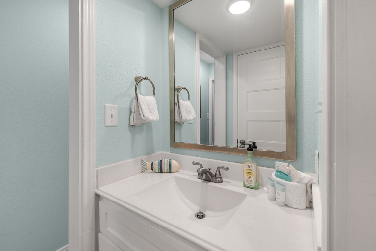 Bathroom 4, Sunrise Villas Condos, Nueces