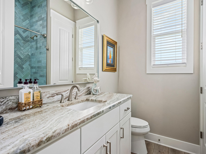 Bathroom 3, Rockapulco, Aransas