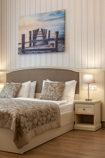 Others 5, Royal mini-apart hotel on Rynok Square, L'vivs'ka