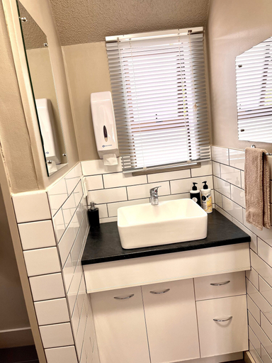 Bathroom 3, Manuka Crescent Motel, Queenstown-Lakes
