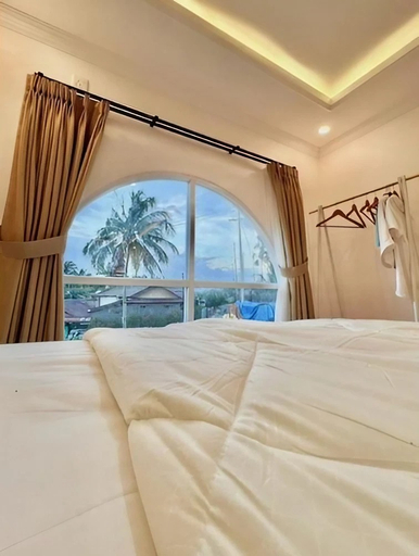 Bedroom 4, Beautiful 2 Bedroom Villa, Balikpapan