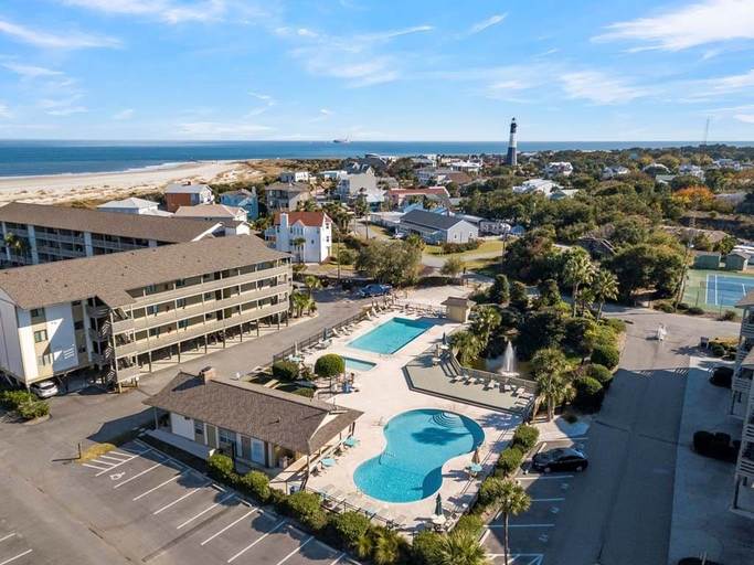 Exterior & Views 2, Lighthouse Point 1 by Tybee Vacation Rentals, Chatham