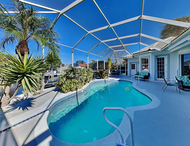 Sport & Beauty, Pelican Landing, Flagler