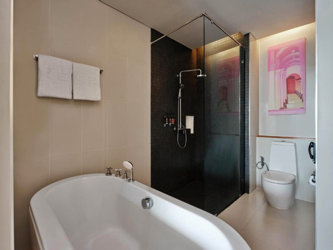 Bathroom 21