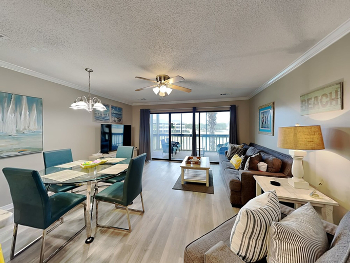 Seascape Lakefront Villas #231, Walton