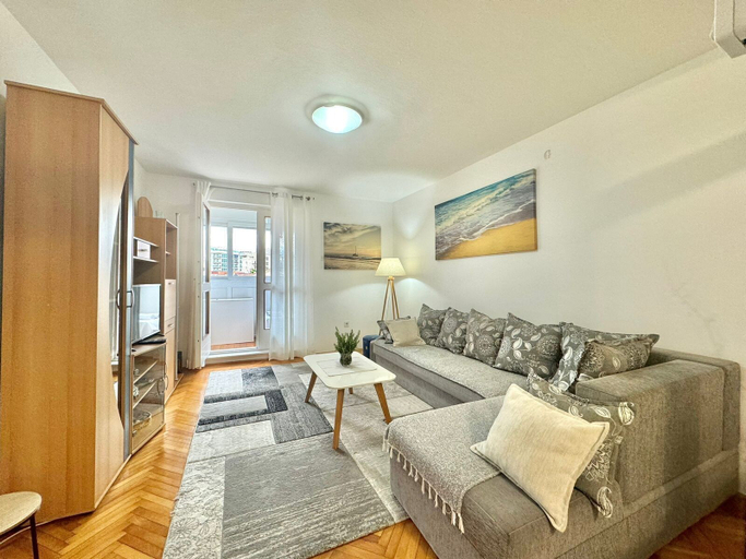 Others 5, Family Apartment Andjelija