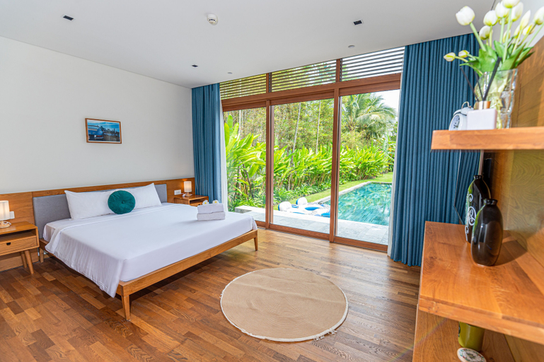 Bedroom 2, 5BRs villas for a perfect family getaway, Da Nang