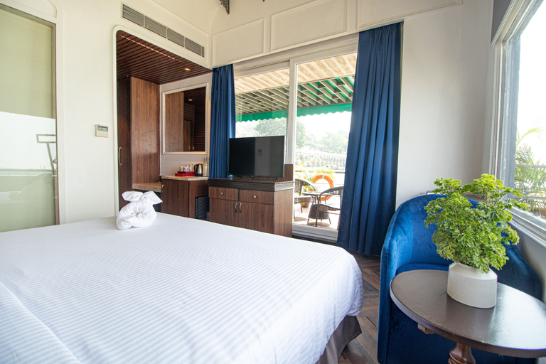 Bedroom 3, Polo Floatel Kolkata, Kolkata