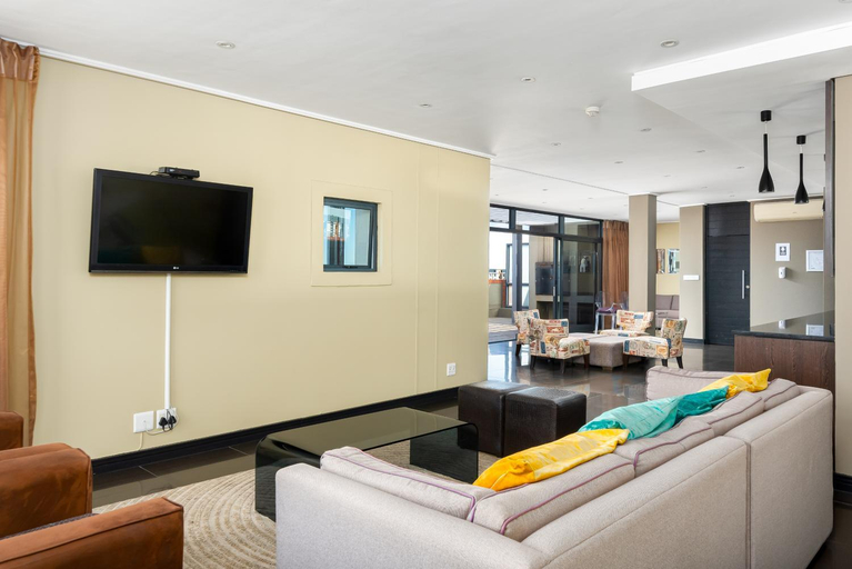 Public Area, The Manhattan 505, City of Cape Town