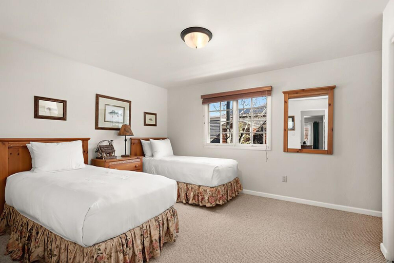 Bedroom 3, Alpenblick by Frias Properties, Pitkin